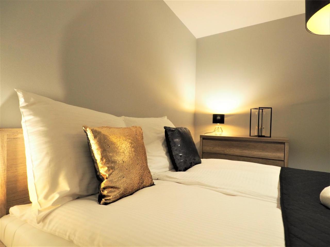 Vip Folk Apartment