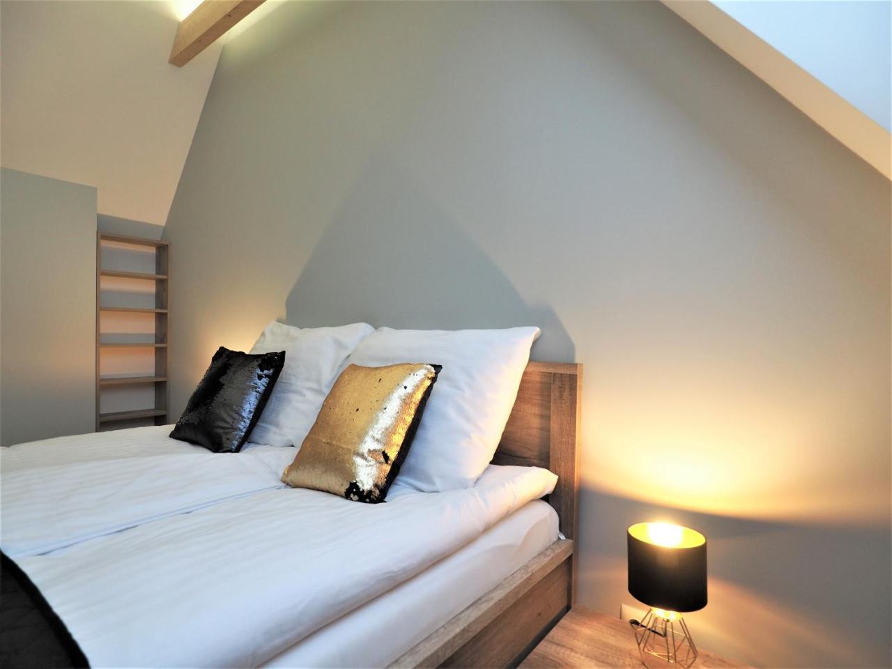Vip Folk Apartment *